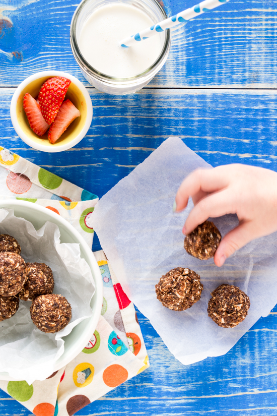 chocolate cherry oat balls_Emily Caruso_Jelly Toast-0095