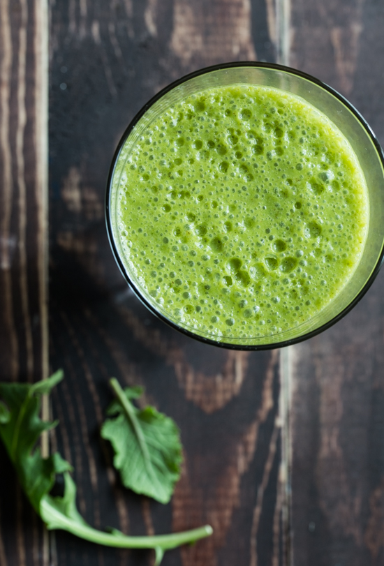 Pineapple Chia Green Smoothie by Jelly Toast