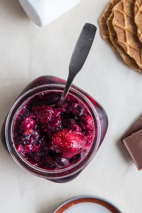 roasted berries with cardamom by Jelly Toast