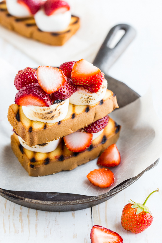 Marshmallow Strawberry Shortcake by Jelly Toast
