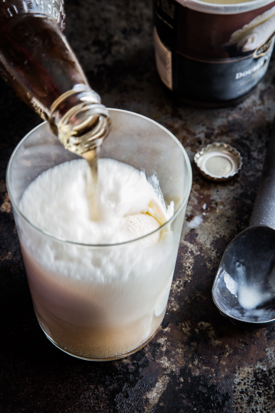 Cream Soda Rum Float | www.jellytoastblog.com