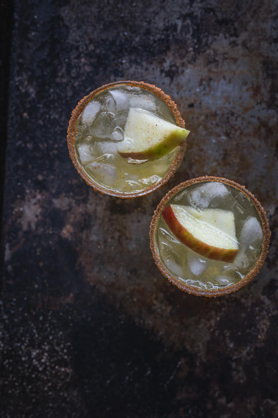 Apple Cider Margarita | www.jellytoastblog.com