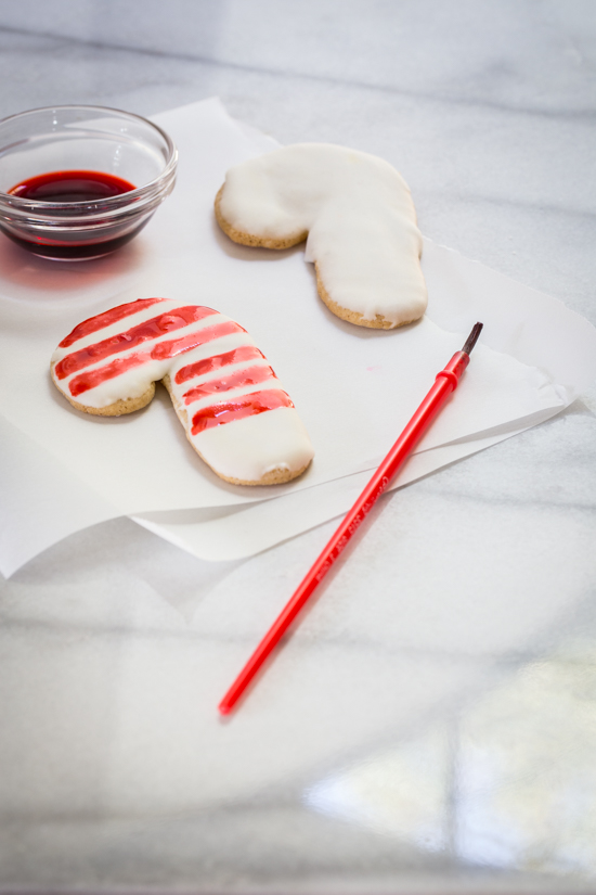 Holiday Flavor Painted Cookies with McCormick | jellytoastblog.com