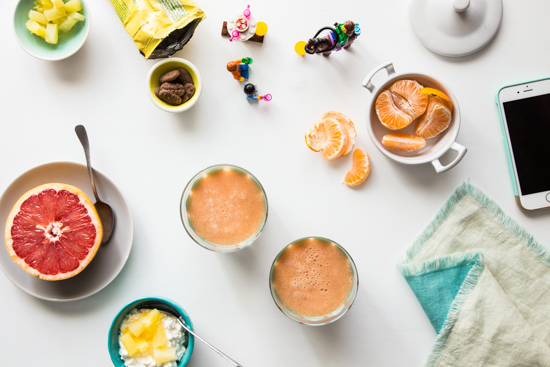 Grapefruit Pineapple Smoothie //  Jelly Toast