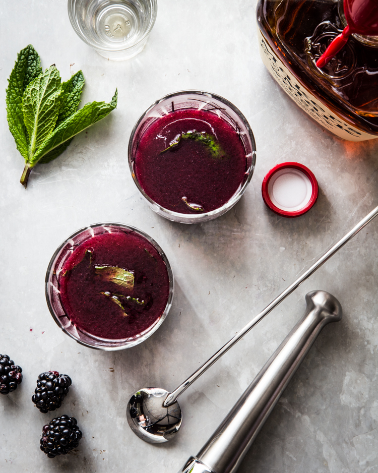 Blackberry Mint Julep | JellyToastBlog.com