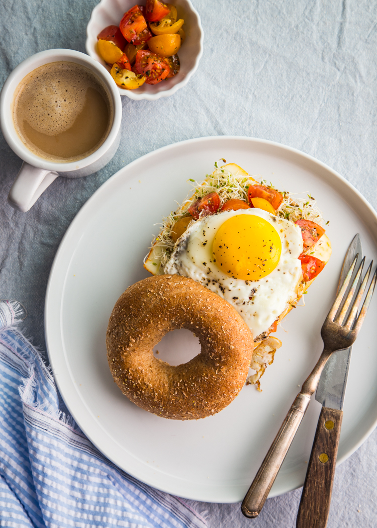 Veggie Breakfast Sandwich | JellyToastBlog.com