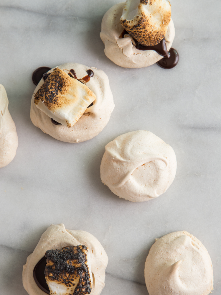 Meringue Cookie S'mores | JellyToastBlog.com