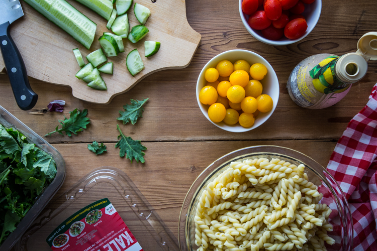 Pasta Salad with Tomatoes and Cucumber | JellyToastBlog.com