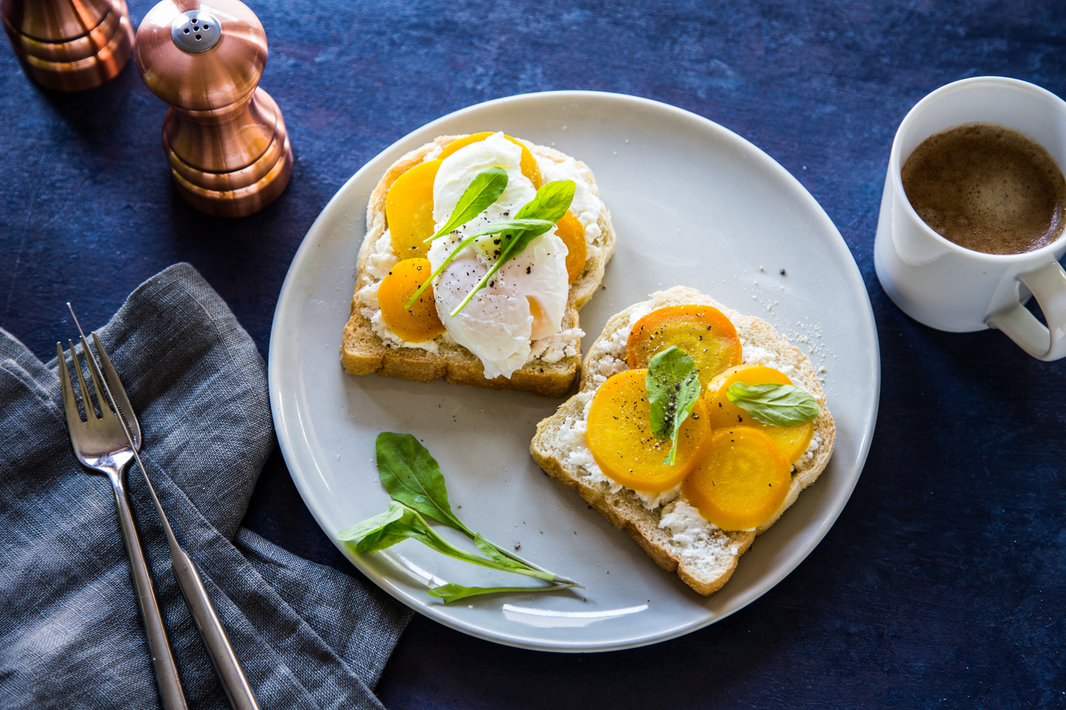 Roasted Beets and Goat Cheese Toast | JellyToastBlog.com