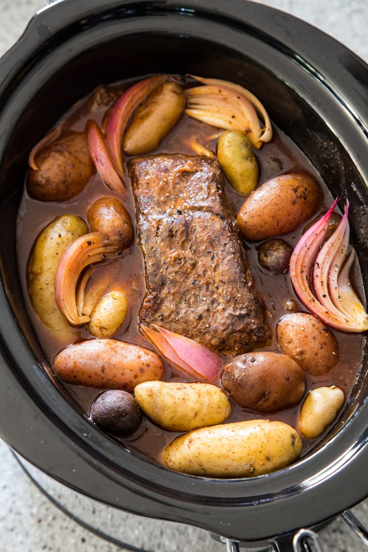 Slow Cooker Bloody Mary Pot Roast + Giveaway Jelly Toast
