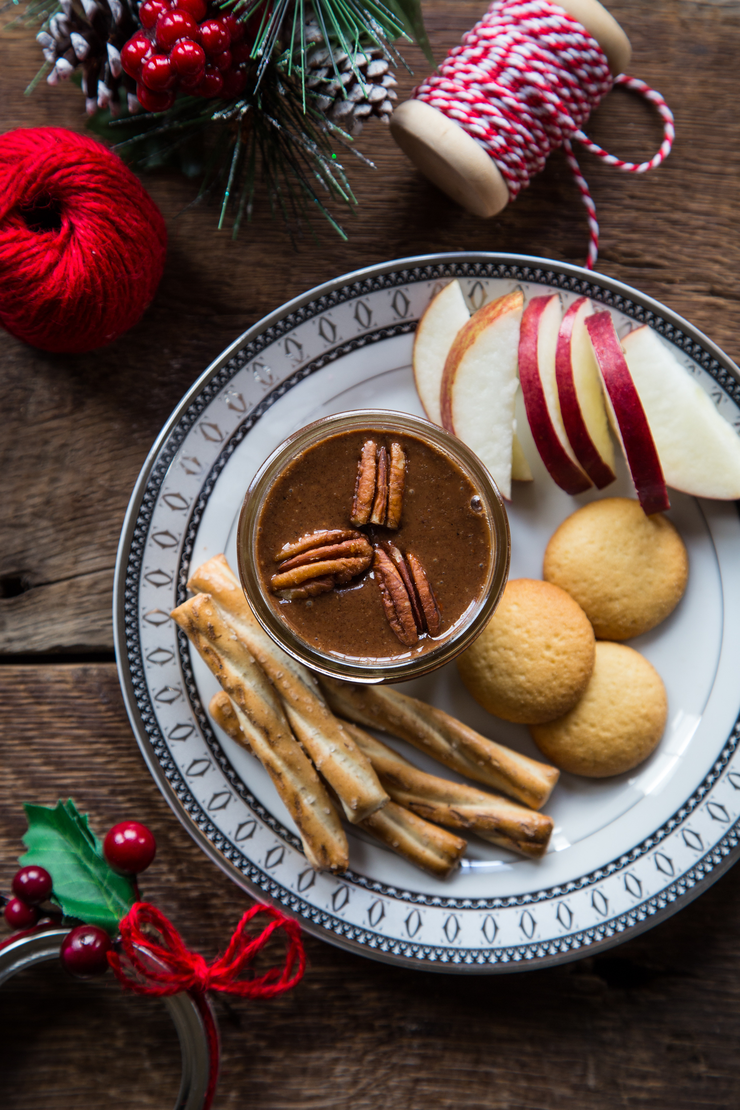 Pecan Pie Butter makes a great quick treat for when you have guests over at the holidays! Also, super sweet hostess gifts!