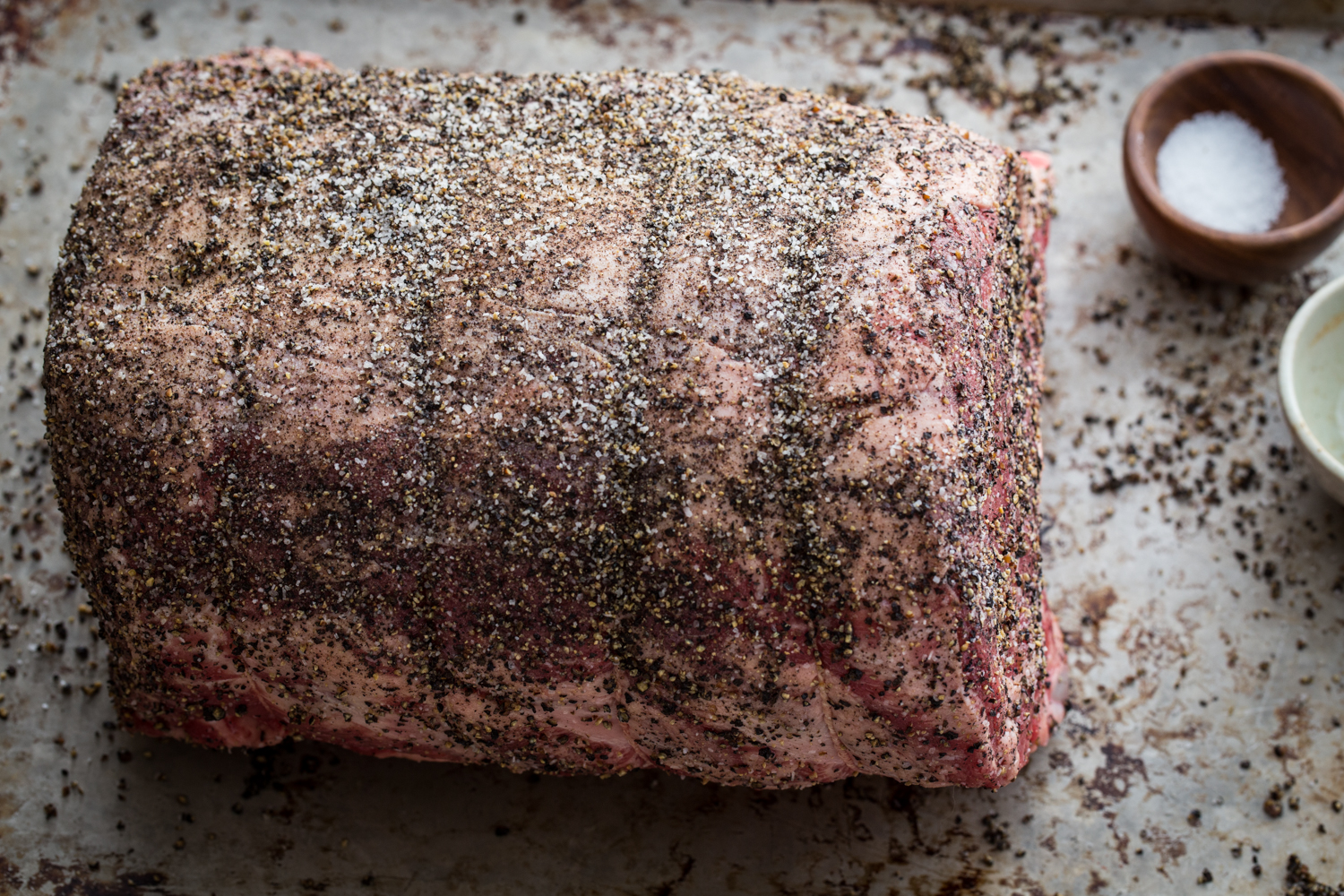 Pepper Crusted Prime Rib Roast | JellyToastBlog.com