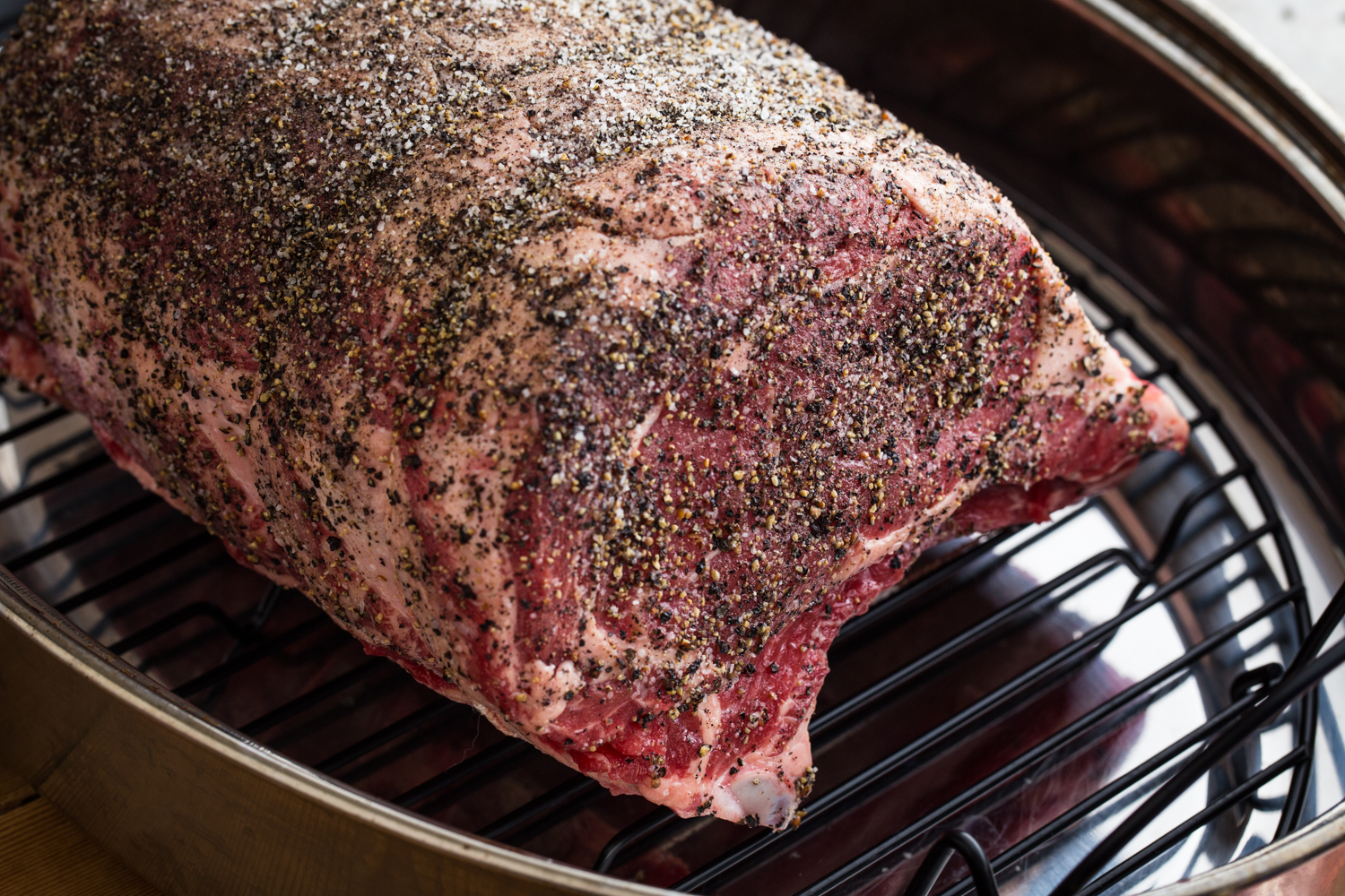 Pepper Crusted Prime Rib Roast | JellyToastBlog.com