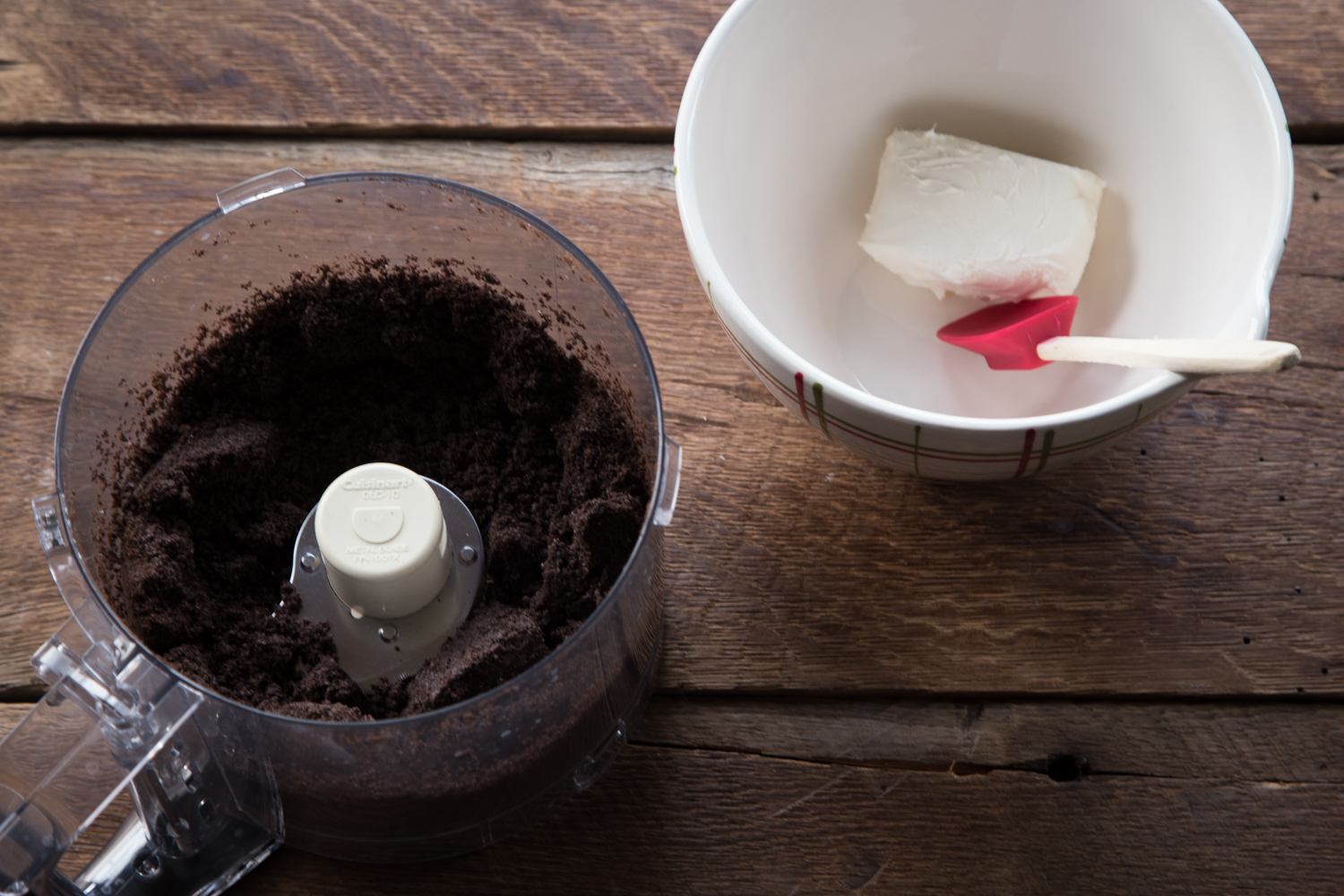 Peppermint OREO Cookie Balls are simple to make - just OREO Cookies and cream cheese!