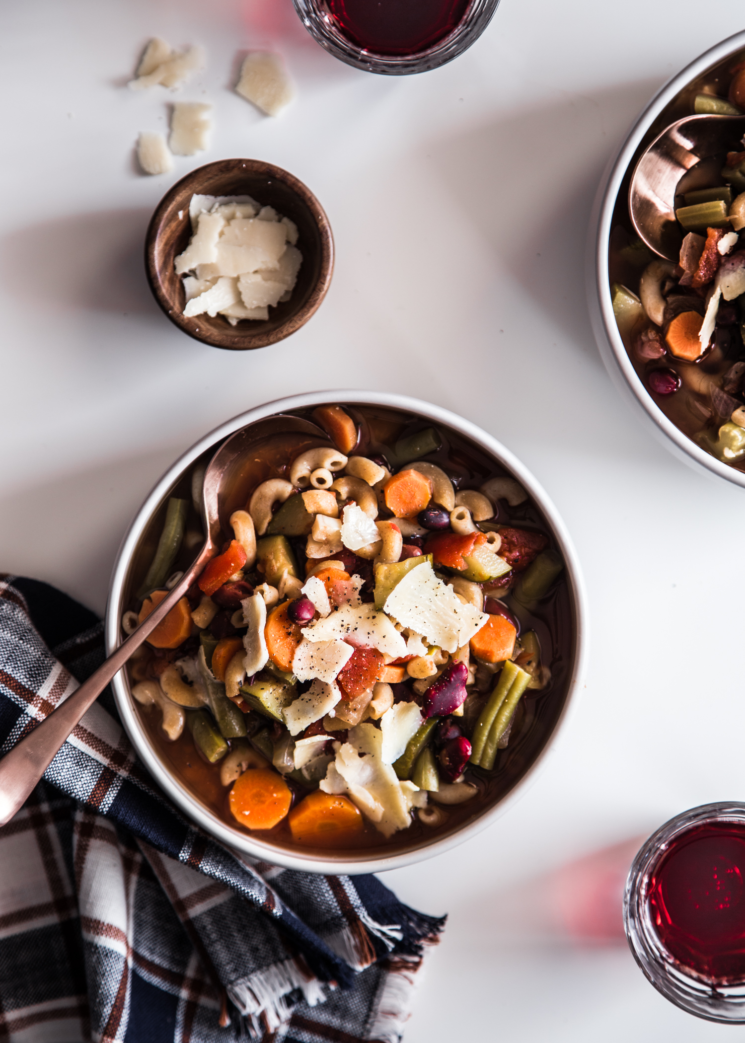 Slow Cooker Minestrone Soup is the perfect weeknight meal