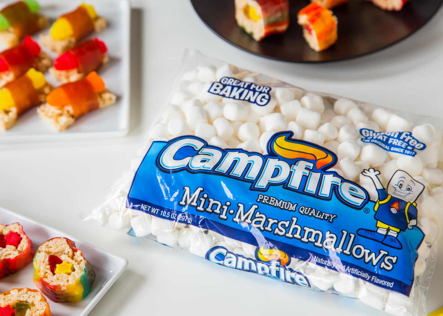 Campfire® Marshmallows are perfect for the base of these amazing little marshmallow treat sushi!