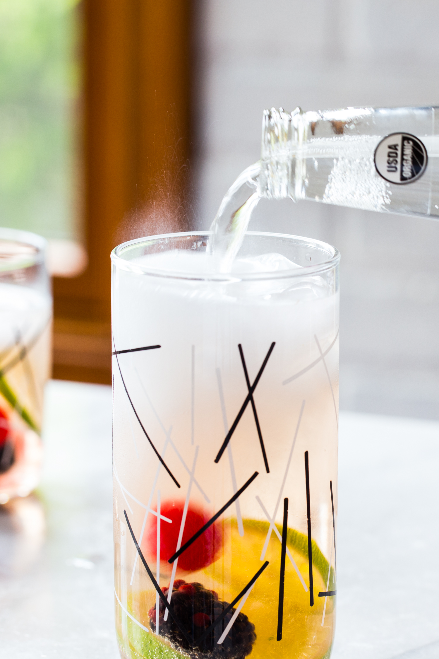 Sparkling Berry Sangria is just about the most refreshing summer drink you can make <3