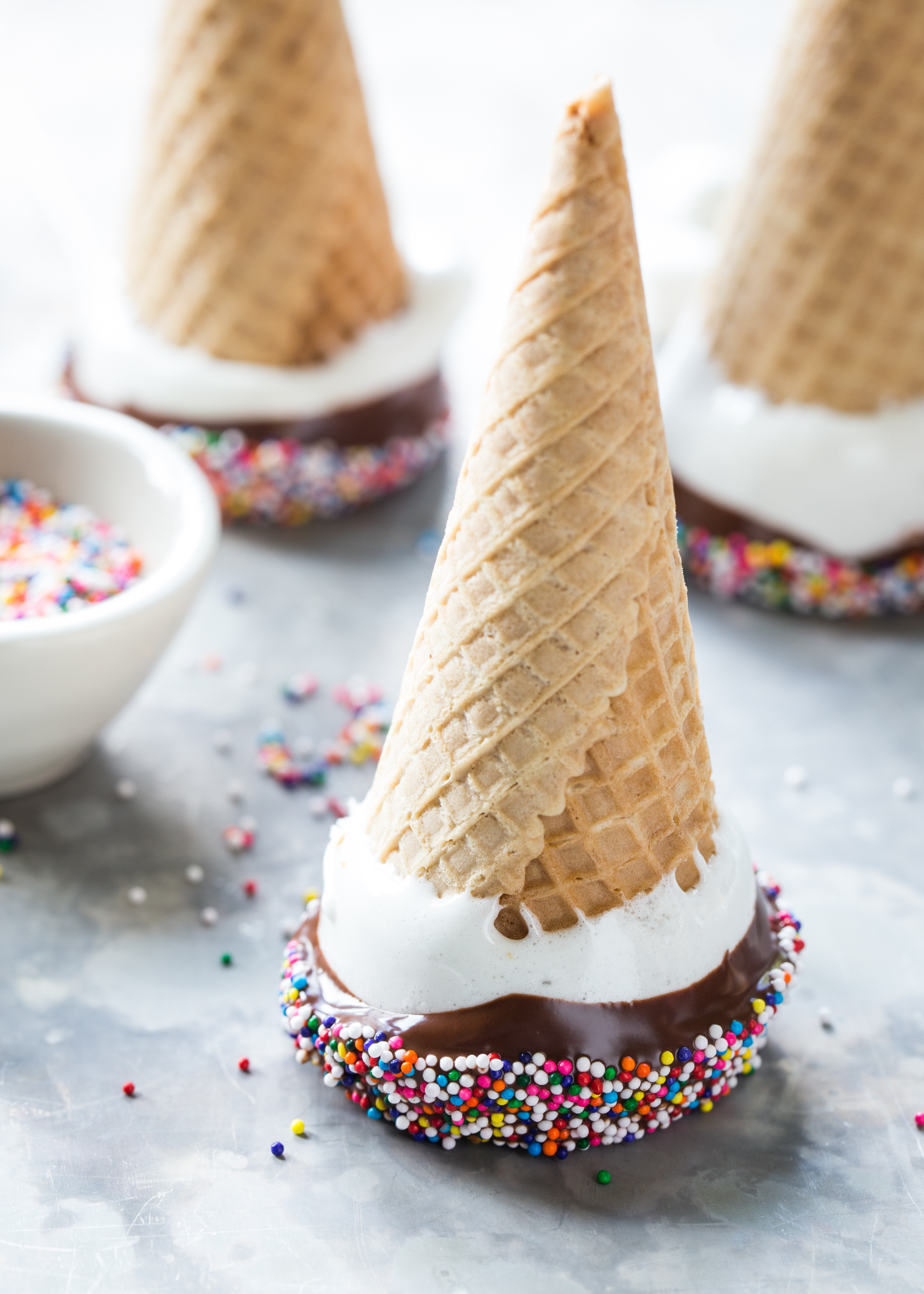 marshmallow dipped ice cream cones are a summer must-have!