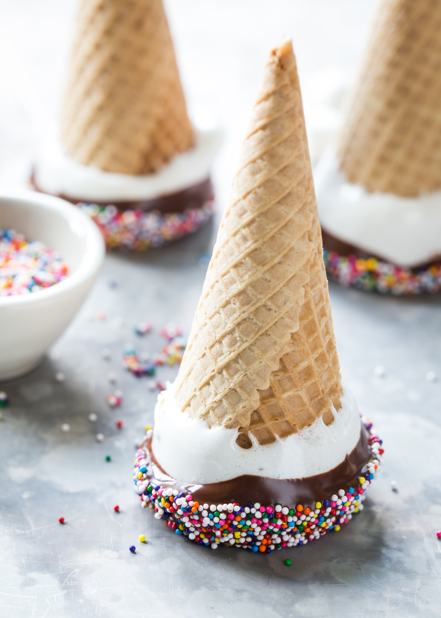 How to Make Toasted Marshmallow-Fluff-Dipped Ice Cream Cones