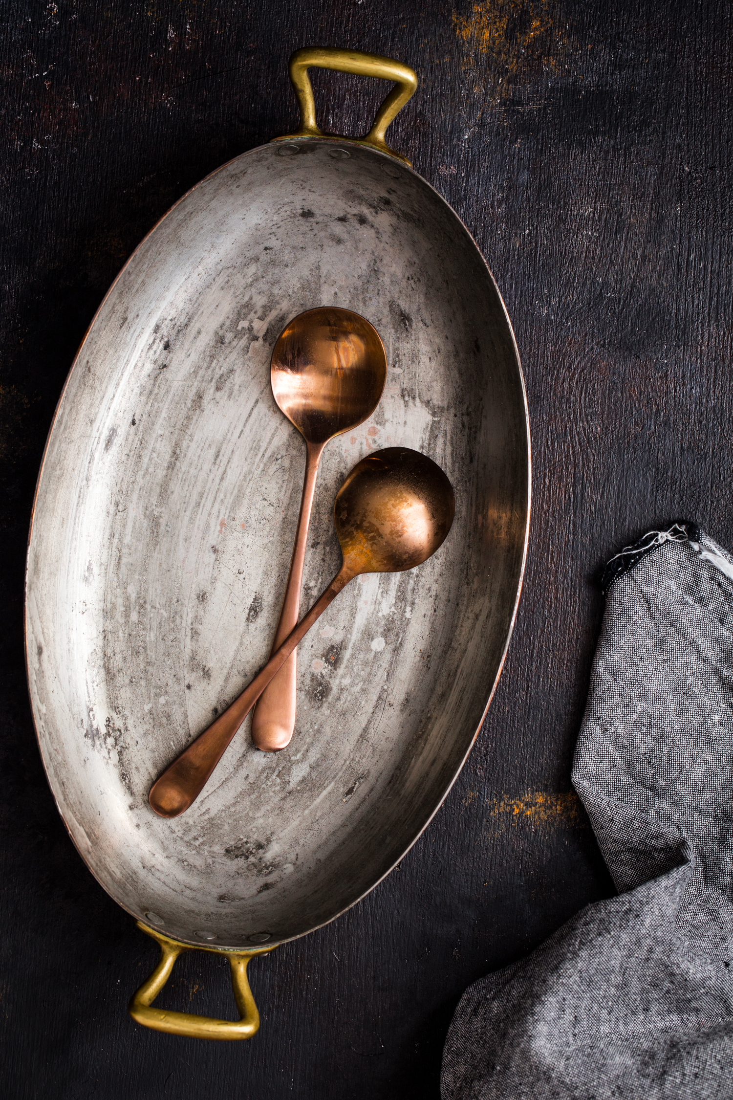 DIY Rusty Cookie Sheet Surface for Food Photography - with complete how-to video