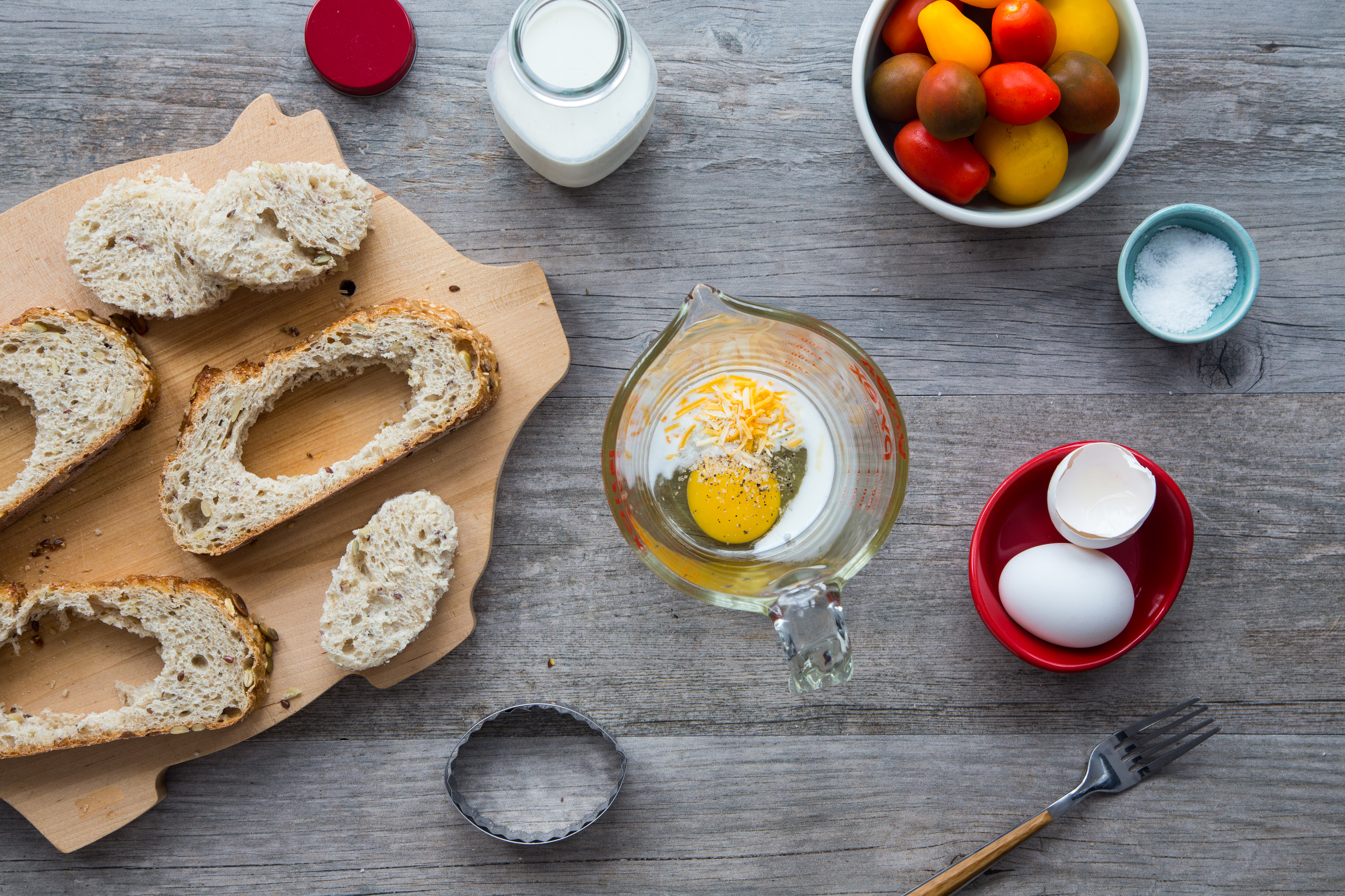 Scrambled Egg-in-a-Hole | Jelly Toast