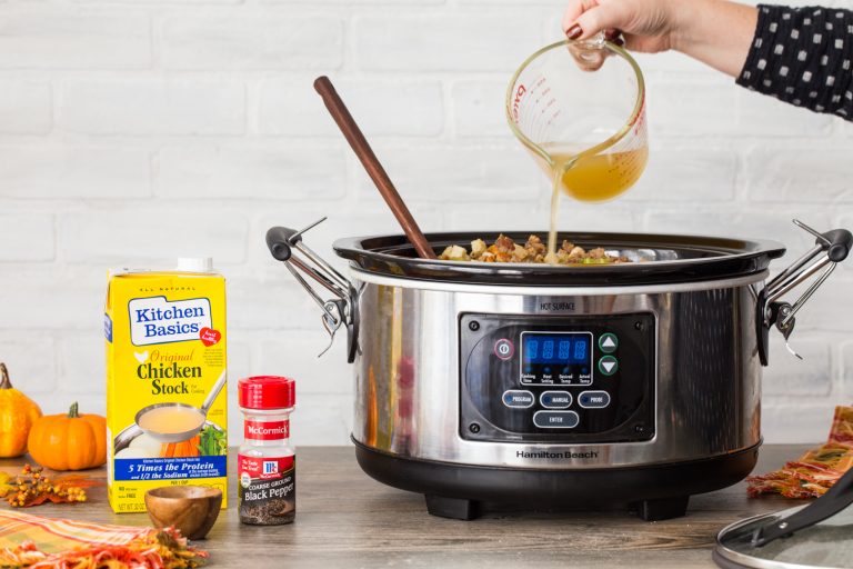 Slow Cooker Italian Sausage Filling Jelly Toast