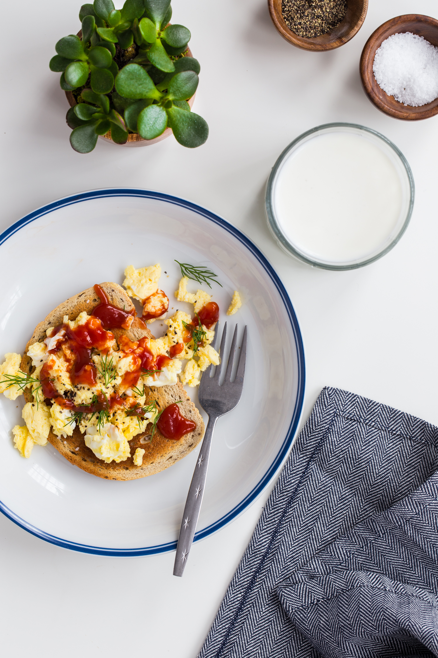 My Weekday Morning Routine #MyMorningProtein - Microwave Scrambled Eggs