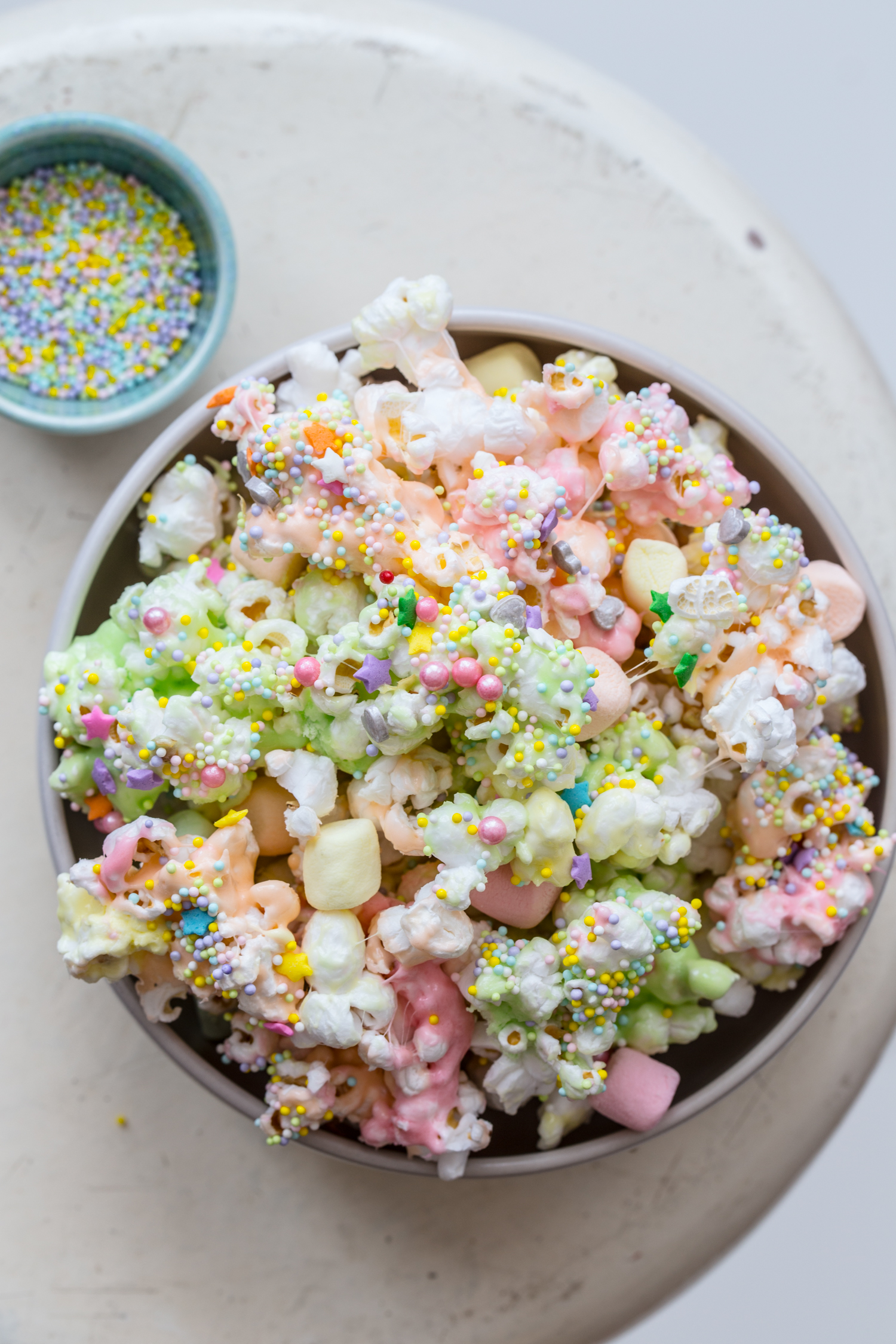 Unicorn Marshmallow Popcorn - Jelly Toast