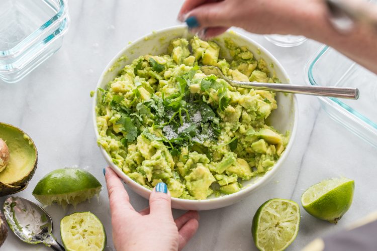 Quick Guacamole | Poolside Lunch Tips