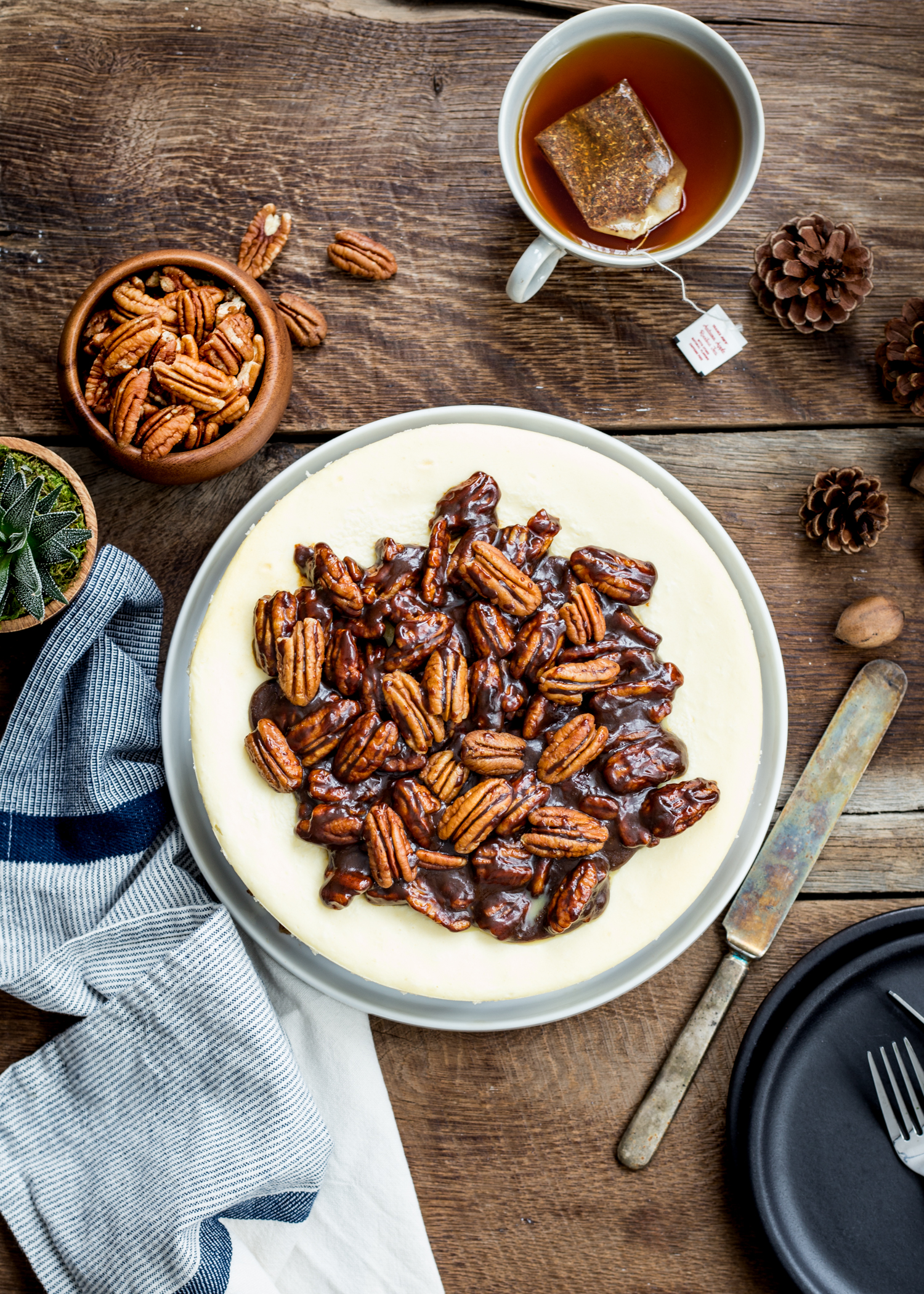 Pecan Pie Cheesecake from Jelly Toast | jellytoastblog.com