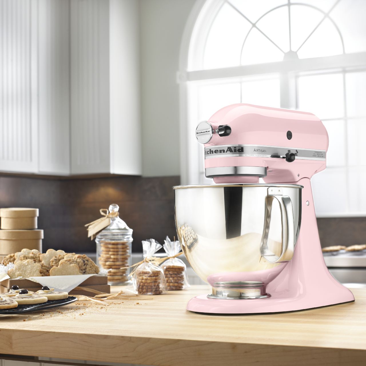 10,000 Cupcakes KitchenAid Artisan Mixer Giveaway!